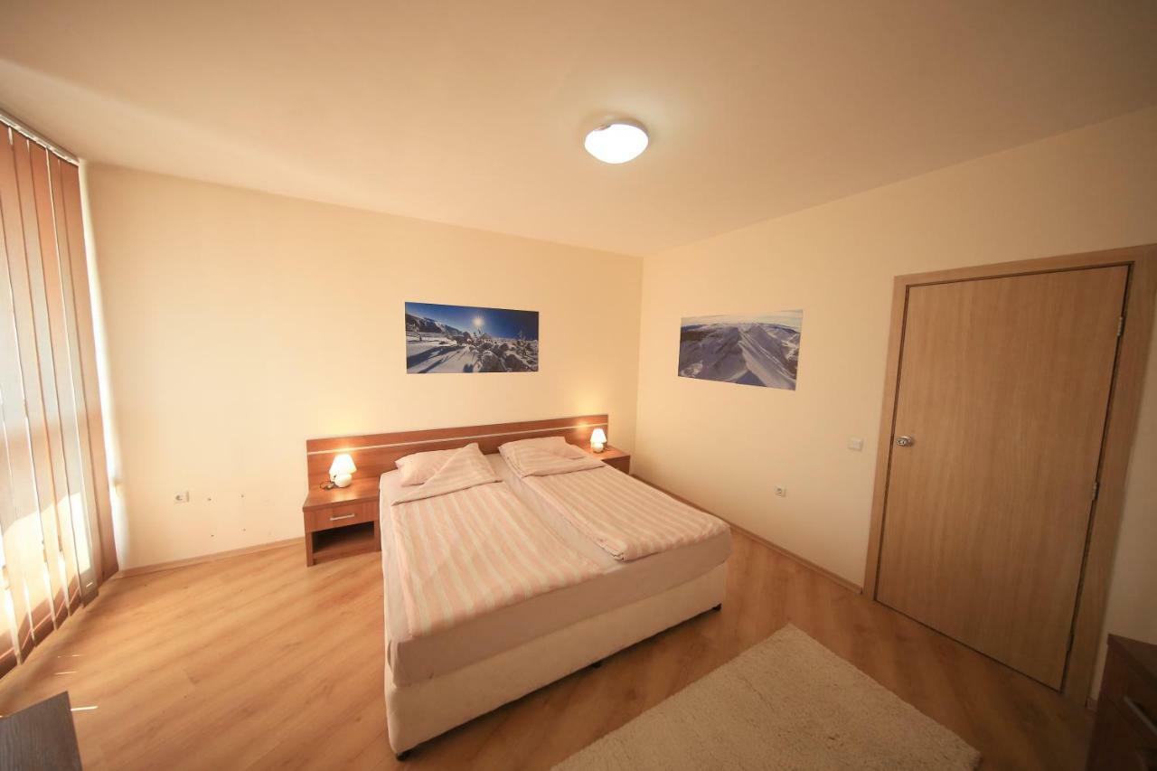Nice&quiet apartment next to Gondola lift. Bansko Esterno foto