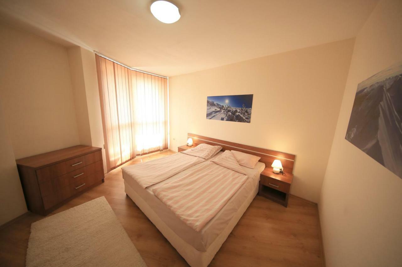 Nice&quiet apartment next to Gondola lift. Bansko Esterno foto